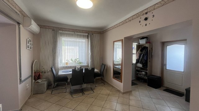Eladó családi ház, Hajdúszoboszlón 79.9 M Ft, 4 szobás
