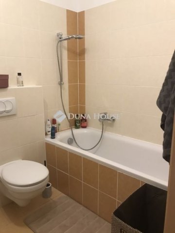 Eladó téglalakás, Budapesten, IX. kerületben 71 M Ft, 1 szobás