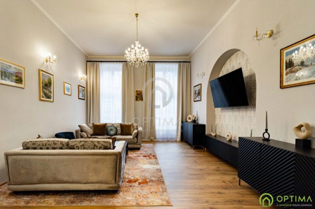 Eladó téglalakás, VIII. kerületben, Szentkirályi utcában