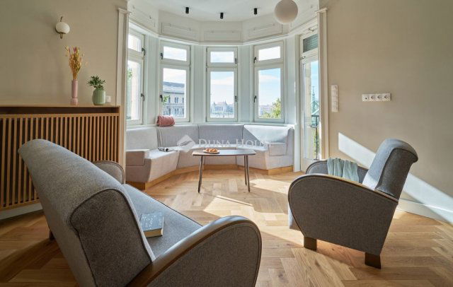 Kiadó téglalakás, albérlet, Budapesten, V. kerületben, 3 szobás