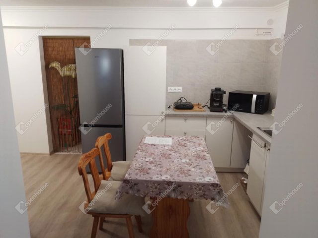 Eladó családi ház, Szabadkígyóson 45 M Ft, 5 szobás