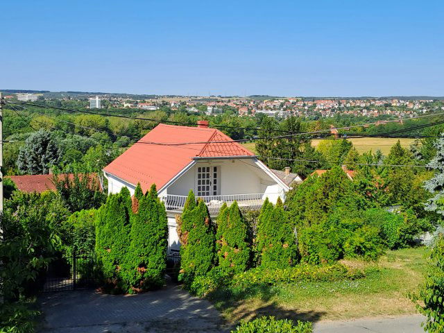 Eladó családi ház, Keszthelyen 49.9 M Ft, 2+2 szobás