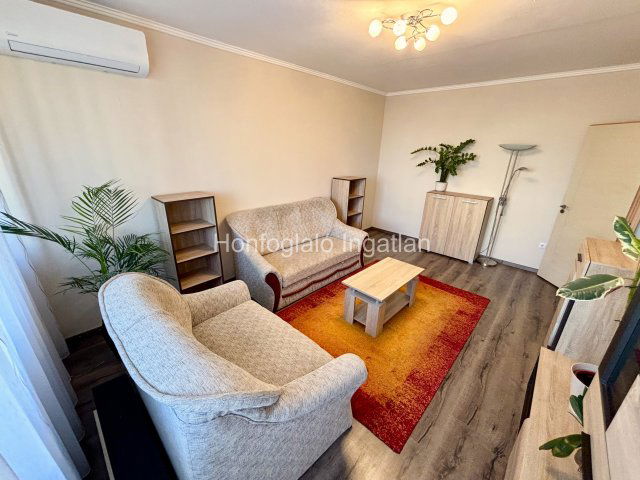 Eladó panellakás, Nyíregyházán 46.9 M Ft, 2 szobás