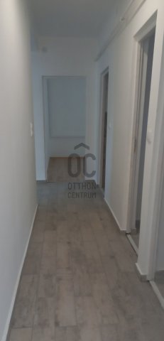 Eladó családi ház, Újszászon 30 M Ft, 4 szobás