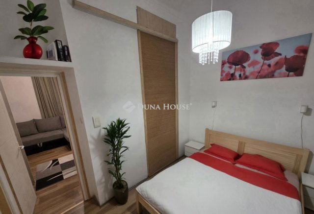 Eladó téglalakás, Budapesten, XIII. kerületben 48.9 M Ft