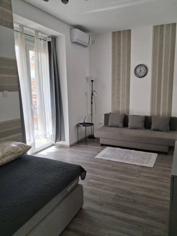 Eladó ikerház, Kesztölcön 32.99 M Ft, 1 szobás