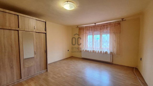 Eladó családi ház, Monoron 68.5 M Ft, 3 szobás