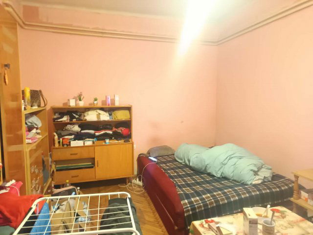 Eladó téglalakás, Komlón, Vörösmarty Mihály utcában 11.9 M Ft