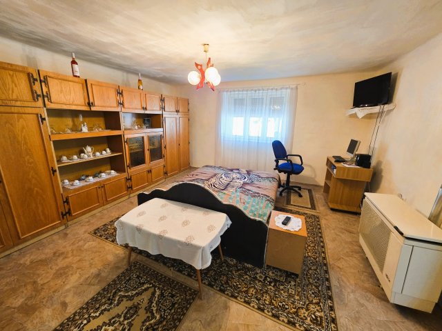 Eladó családi ház, Jánoshalmán 14.9 M Ft, 2 szobás