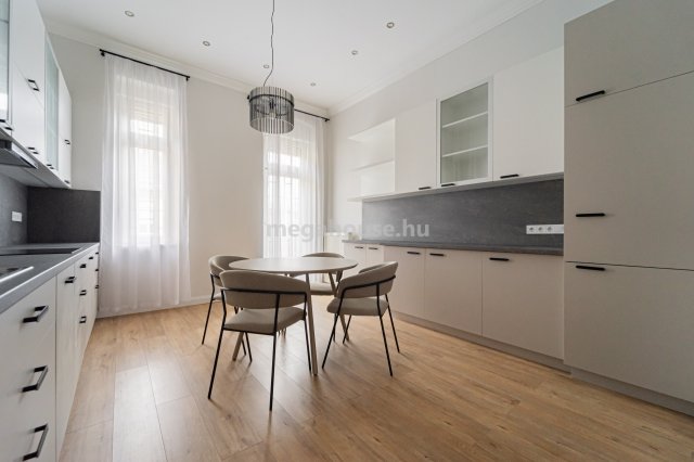 Eladó iroda, Budapesten, XIII. kerületben 174.9 M Ft