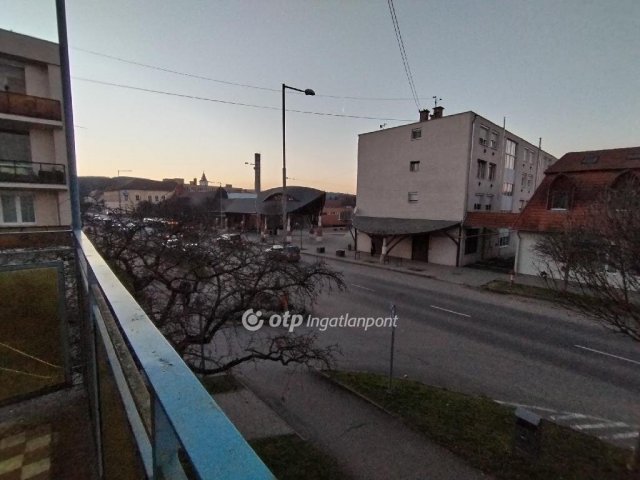 Eladó téglalakás, Zalaszentgróton 54.9 M Ft, 2 szobás