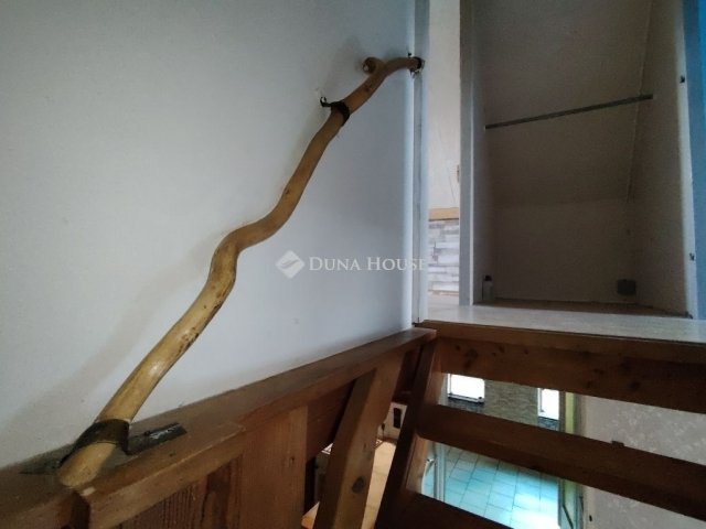 Eladó családi ház, Inárcson 45 M Ft, 4 szobás