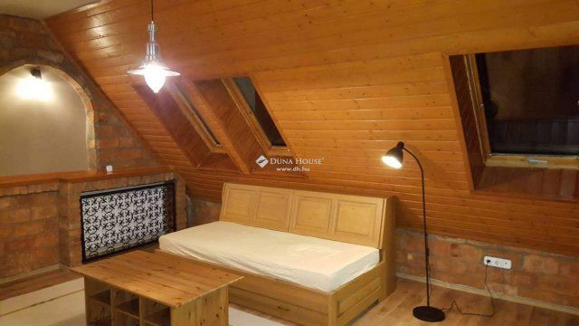 Eladó téglalakás, Nyíregyházán 45.9 M Ft, 3 szobás