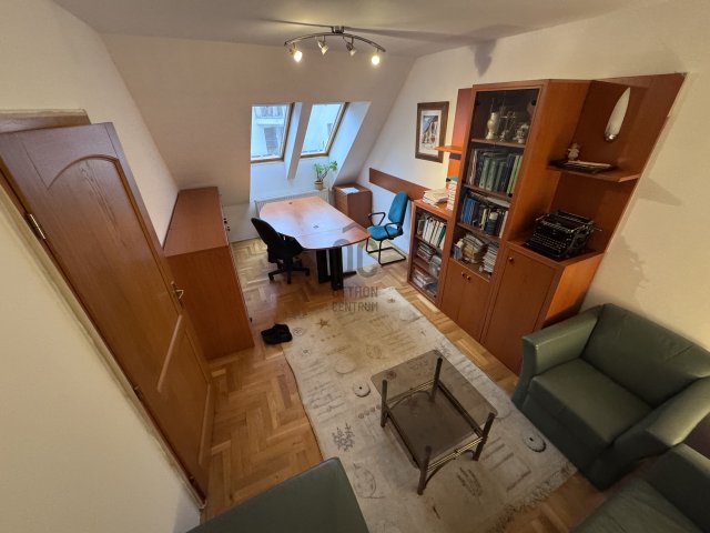 Kiadó iroda, Budapesten, III. kerületben 310 E Ft / hó, 4 szobás