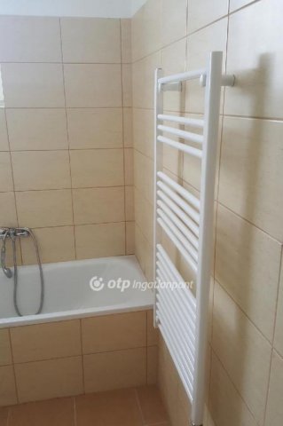 Eladó téglalakás, Dunakeszin 59.9 M Ft, 2 szobás