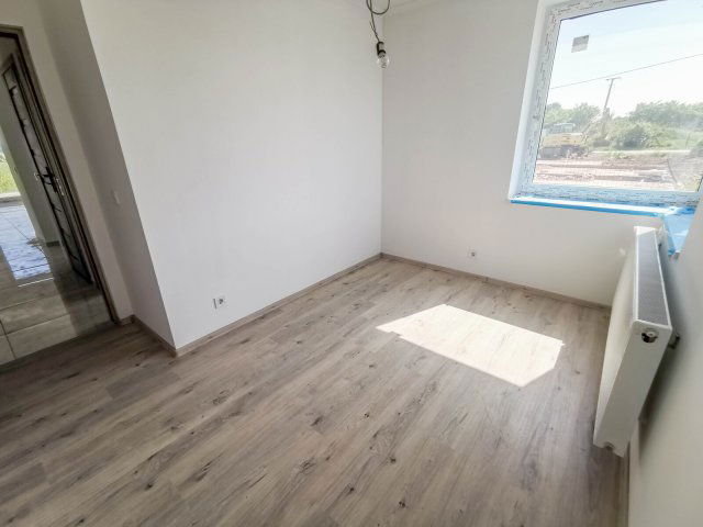 Eladó ikerház, Nyíregyházán 105 M Ft, 3 szobás