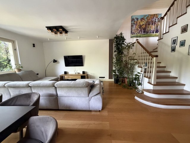 Eladó családi ház, Debrecenben 199 M Ft, 6 szobás