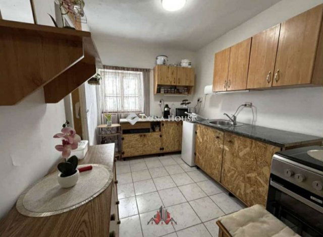 Eladó családi ház, Nagykanizsán 8.9 M Ft, 1 szobás