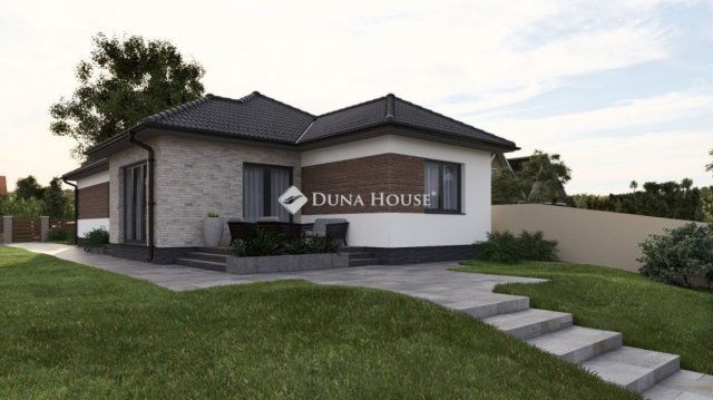 Eladó családi ház, Ceglédbercelen 89.99 M Ft, 5 szobás