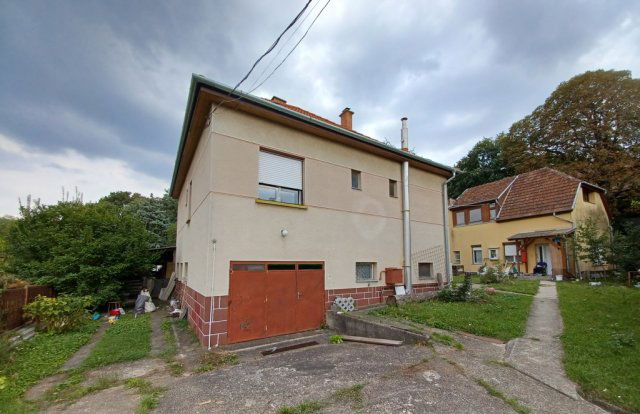 Eladó családi ház, Csömörön, Major úton 120 M Ft, 4+2 szobás