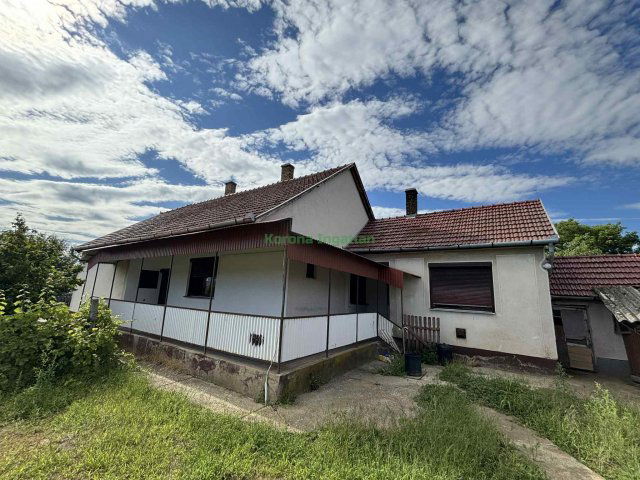 Eladó családi ház, Nyíribronyon 13 M Ft, 4+1 szobás