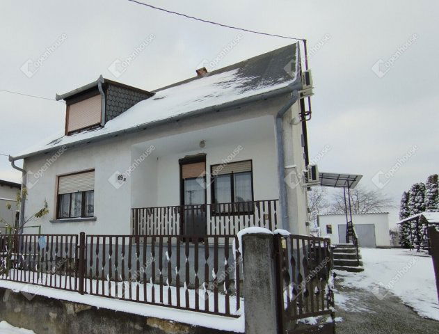 Eladó családi ház, Győrött 78 M Ft, 3+1 szobás