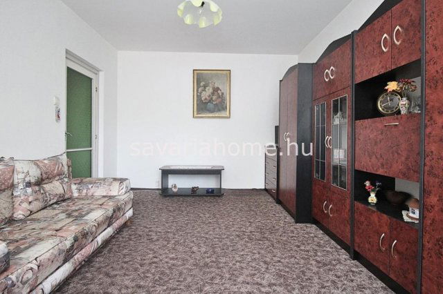 Eladó panellakás, Szombathelyen 29.9 M Ft, 2 szobás