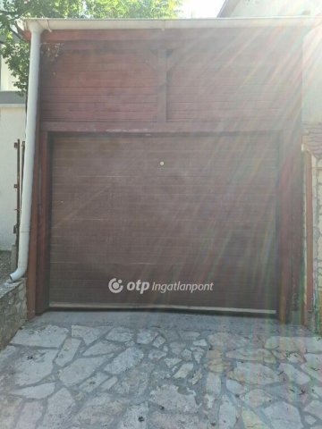 Eladó családi ház, Diósdon 199 M Ft, 4+2 szobás