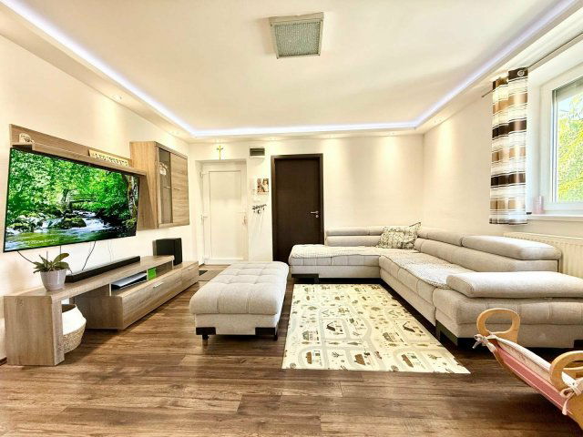 Eladó téglalakás, Sárváron 73.5 M Ft, 3 szobás