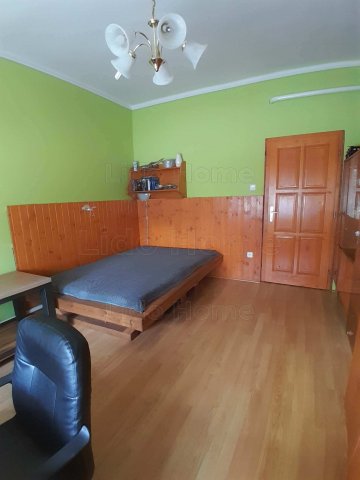 Eladó családi ház, Kadarkúton 35 M Ft, 4 szobás