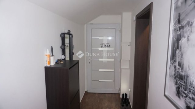 Eladó családi ház, Zalaegerszegen 120 M Ft, 6 szobás