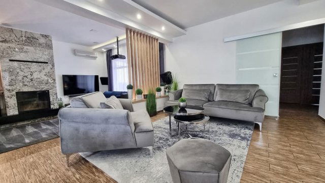 Eladó ikerház, Nyíregyházán 105 M Ft, 3+1 szobás