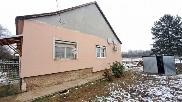 Eladó családi ház, Diósviszlón 30.9 M Ft, 4 szobás