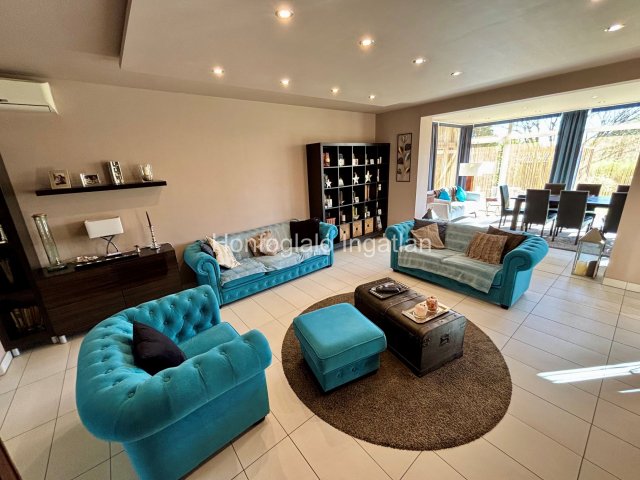 Eladó családi ház, Nyíregyházán 118.99 M Ft, 4+1 szobás