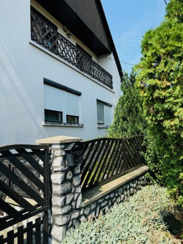 Eladó családi ház, Felsőzsolcán 74 M Ft, 5 szobás