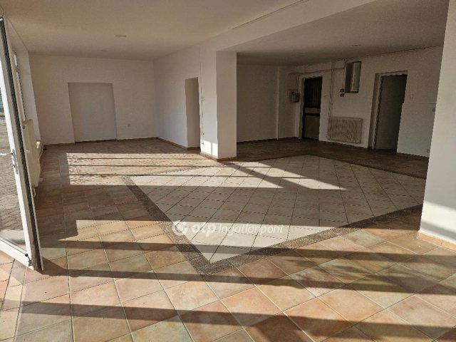 Kiadó üzlethelyiség, Miskolcon 350 E Ft / hó