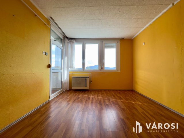 Eladó téglalakás, Salgótarjánban 17.9 M Ft, 2 szobás