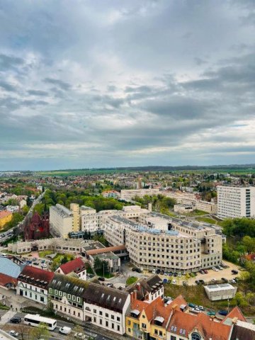 Eladó panellakás, Veszprémben 175 M Ft, 14 szobás