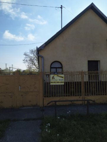 Eladó családi ház, Dabason 26.9 M Ft, 3 szobás