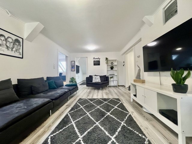 Eladó téglalakás, Gyulán 65 M Ft, 4 szobás