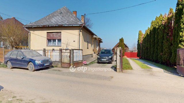 Eladó családi ház, Olcsván 17.5 M Ft, 2 szobás