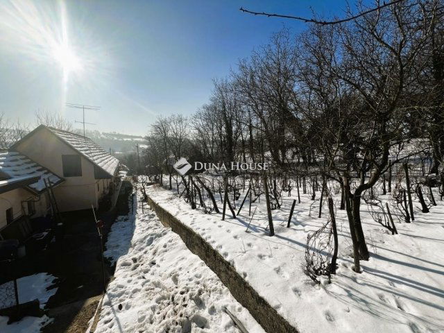 Eladó családi ház, Kesztölcön 54.346 M Ft, 4 szobás