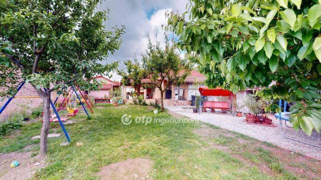 Eladó családi ház, Mezőkövesden 55 M Ft, 4 szobás