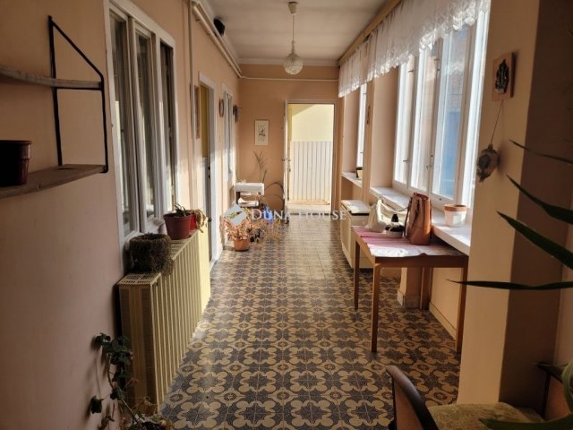 Eladó családi ház, Dunaszekcsőn 29 M Ft, 6 szobás
