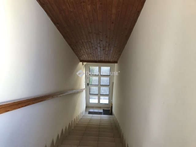 Eladó téglalakás, Székesfehérvárott 75 M Ft, 2+1 szobás