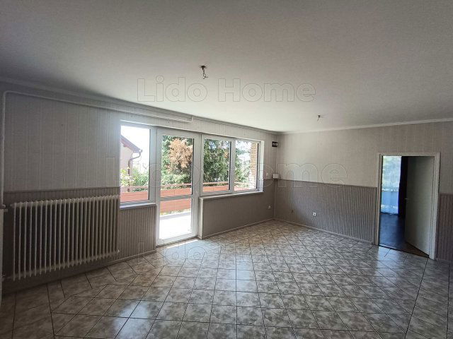 Eladó családi ház, Cserszegtomajon 87.9 M Ft, 16 szobás