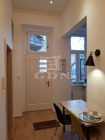 Kiadó téglalakás, albérlet, Budapesten, II. kerületben