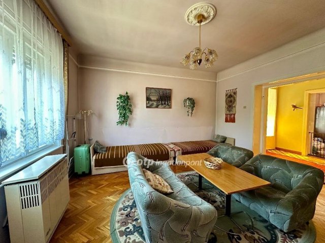 Eladó családi ház, Pilisen 59.9 M Ft, 3 szobás