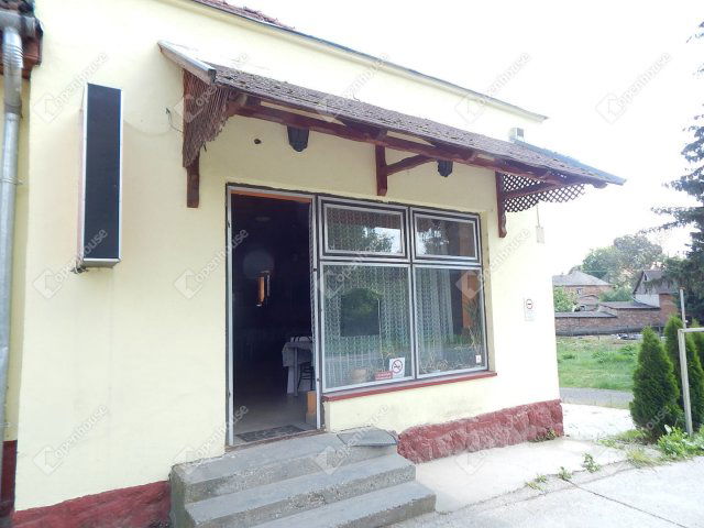 Eladó üzlethelyiség, Szentgáloskéren 7.8 M Ft, 1 szobás