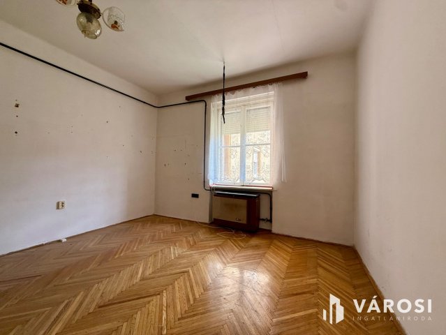 Eladó téglalakás, Salgótarjánban 10.5 M Ft, 2 szobás